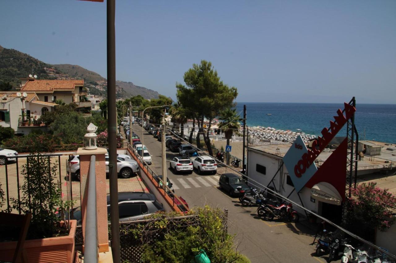 Poseidone Sea Apartment Taormina Mazzeo Esterno foto
