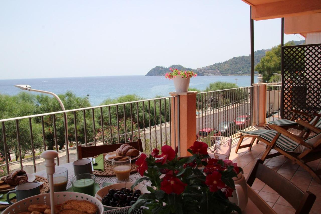 Poseidone Sea Apartment Taormina Mazzeo Esterno foto