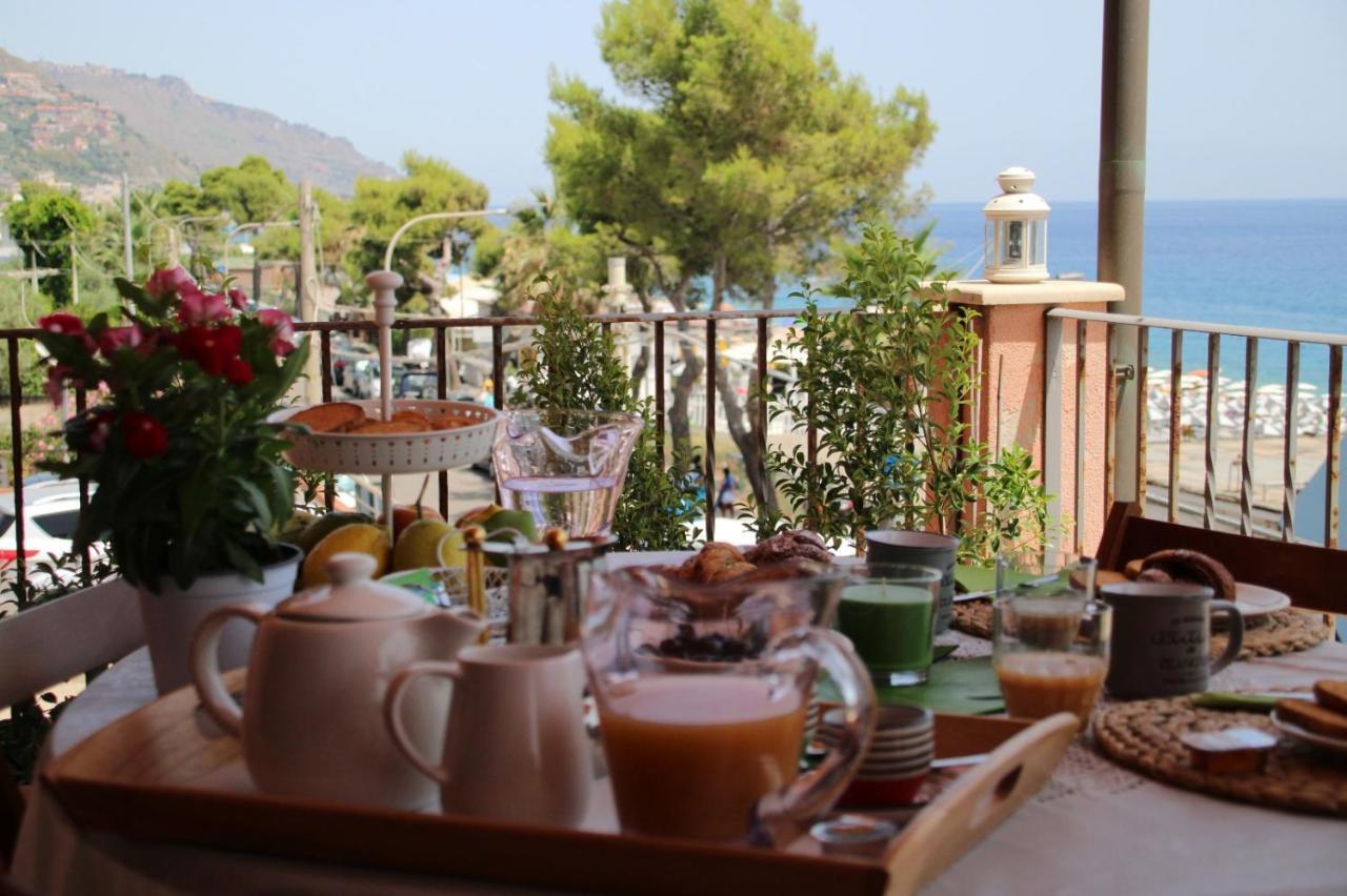 Poseidone Sea Apartment Taormina Mazzeo Esterno foto